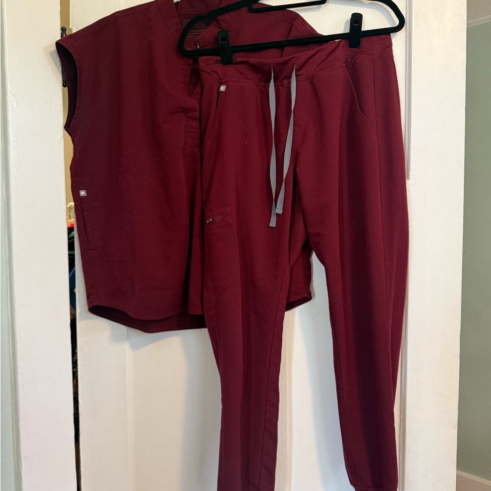 Figs Sz M Maroon Zamora Joggers and Rafaela top